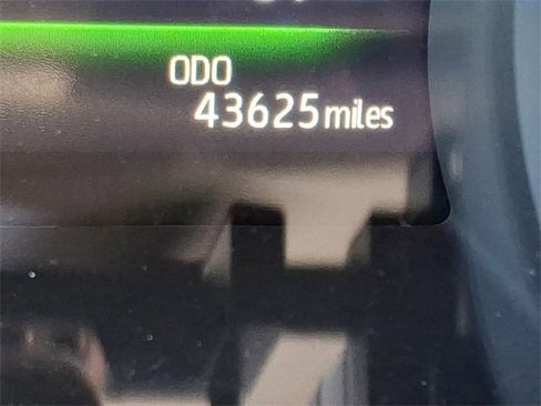 Used 2024 Toyota Camry XSE w/ Navigation Package image 21