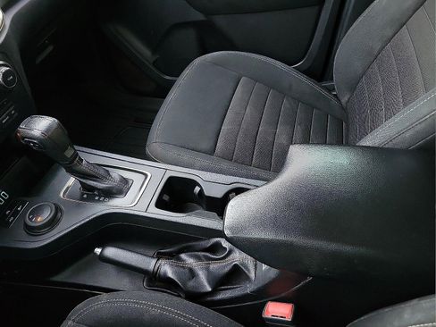 Used 2020 Ford Ranger XLT image 20