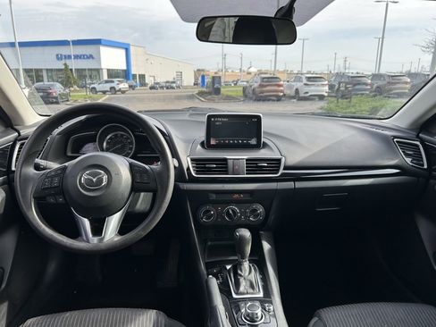 Used 2016 MAZDA MAZDA3 i Sport w/ Preferred Equipment Package image 9