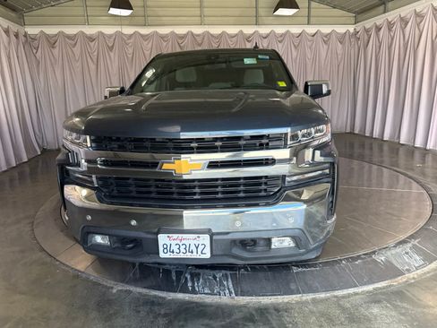Used 2020 Chevrolet Silverado 1500 LT w/ Convenience Package RWD image 2