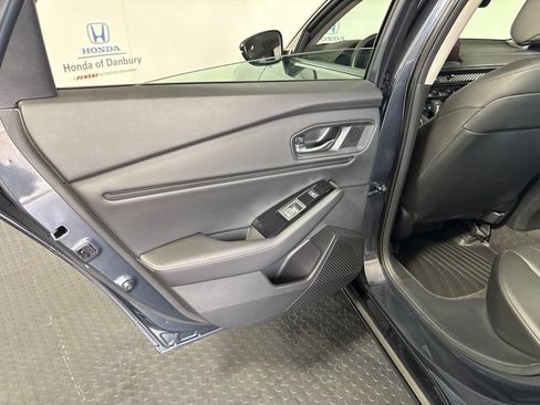 Used 2023 Honda Accord Touring image 11