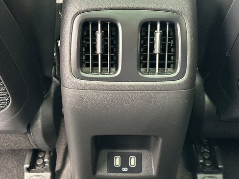 Used 2023 Hyundai Tucson Limited FWD image 15