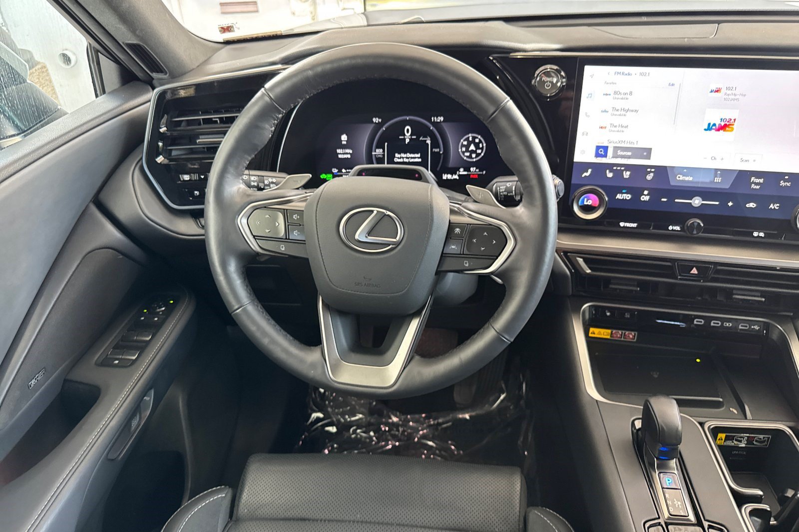Certified 2025 Lexus TX 550h AWD Plug-In Hybrid w/ Technology Package image 18