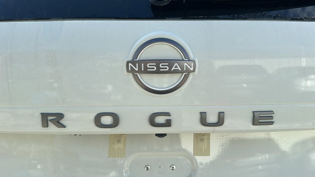 Certified 2025 Nissan Rogue S AWD/4WD image 9