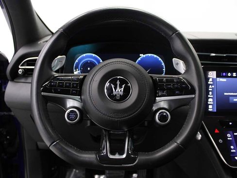 Used 2023 Maserati Grecale GT image 20