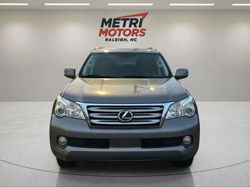 Used 2010 Lexus GX 460 image 2