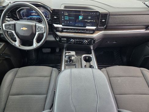 Used 2024 Chevrolet Silverado 1500 LT w/ Z71 Off-Road Package AWD/4WD image 23