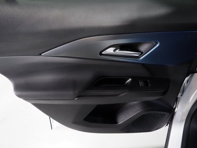 Used 2024 Chevrolet Equinox EV FWD LT w/ 2LT w/ LPO, Blackout Package image 58