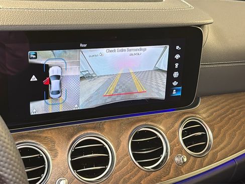 Used 2022 Mercedes-Benz E 53 AMG 4MATIC Sedan image 29