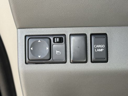 Used 2018 Nissan Frontier SV RWD image 25