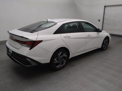 Used 2025 Hyundai Elantra Sport FWD image 10