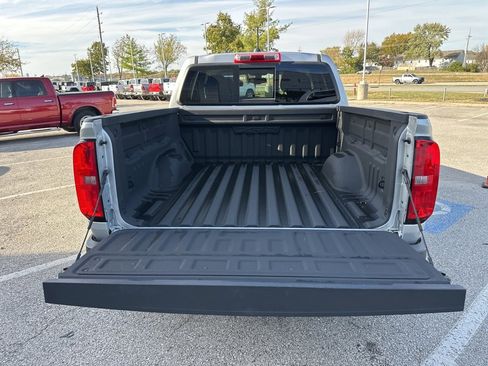 Used 2018 Chevrolet Colorado ZR2 image 2