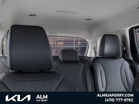 New 2026 Kia Carnival EX FWD image 27