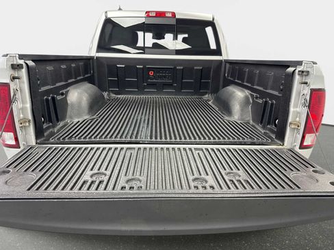 Used 2017 RAM 1500 Big Horn AWD/4WD image 25
