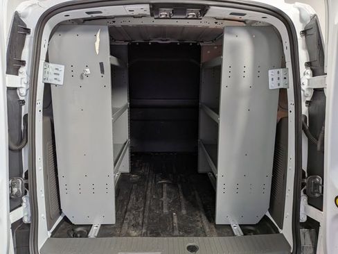 Used 2023 Ford Transit Connect XL image 7