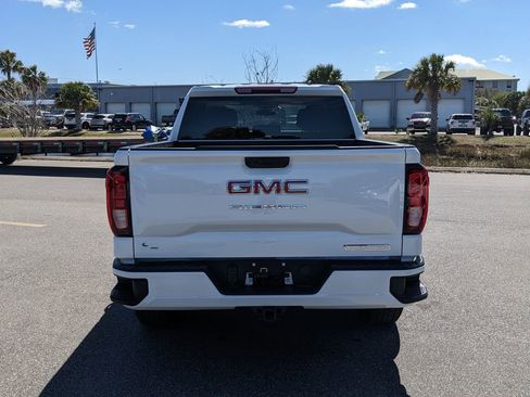 Used 2026 GMC Sierra 1500 Elevation image 7