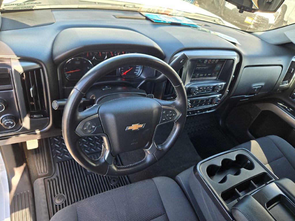 Used 2018 Chevrolet Silverado 1500 LT AWD/4WD image 6