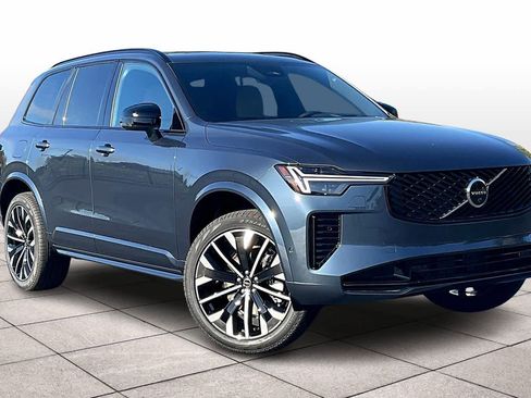 New 2026 Volvo XC90 B6 Ultra w/ Protection Package Premier image 2