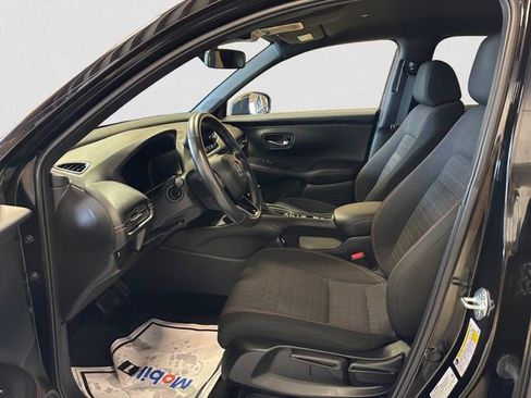 Used 2023 Honda HR-V Sport image 10