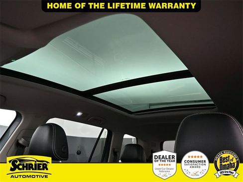 Used 2022 Volkswagen Atlas SEL Premium image 31