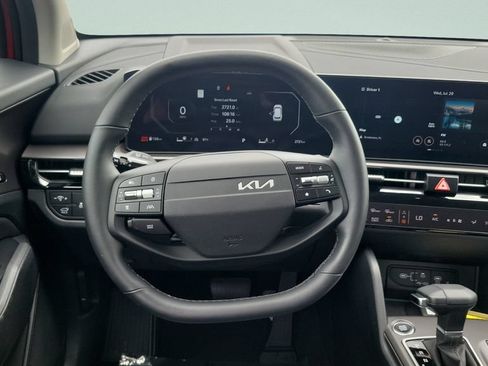 Used 2026 Kia Sportage SX FWD image 12