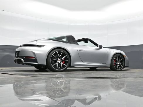Used 2026 Porsche 911 Targa 4 GTS AWD/4WD image 38