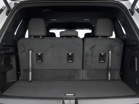 New 2026 GMC Acadia Elevation w/ Black Edition AWD/4WD image 8