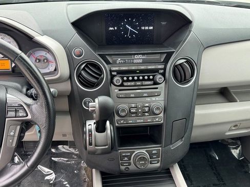 Used 2014 Honda Pilot Touring image 19