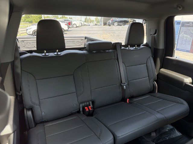 Certified 2026 Chevrolet Silverado 2500 W/T AWD/4WD image 17