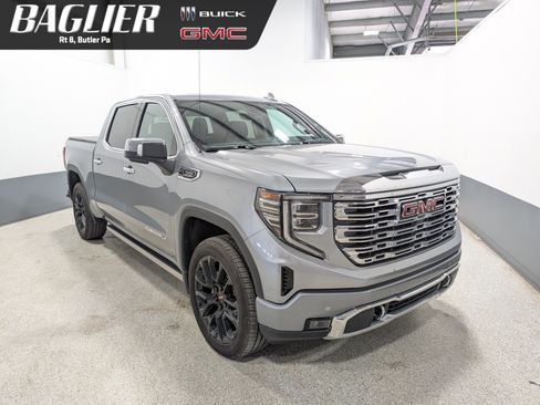 Used 2024 GMC Sierra 1500 Denali w/ Denali Reserve Package AWD/4WD image 1