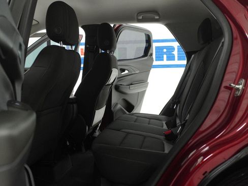 Used 2024 Chevrolet TrailBlazer LS w/ LS Convenience Package FWD image 24