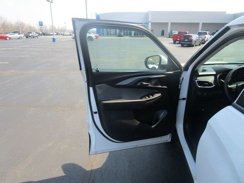 Used 2023 Chevrolet TrailBlazer LT w/ Convenience Package image 14