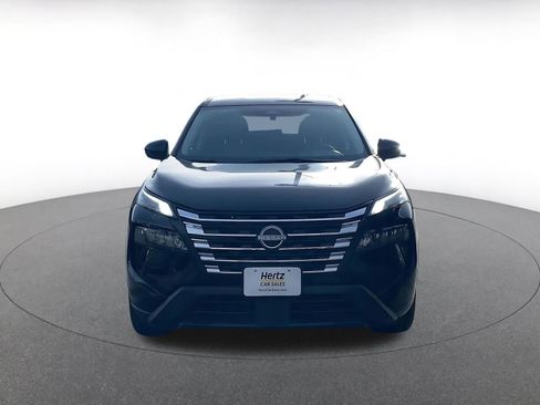 Used 2025 Nissan Rogue SV image 4