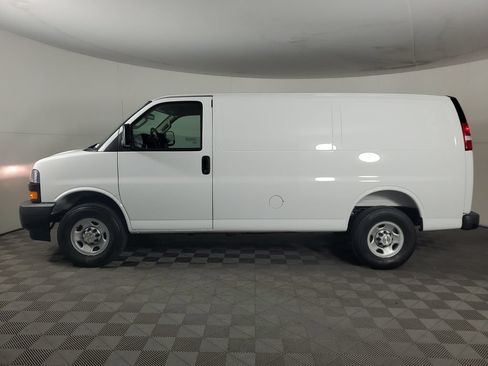 New 2026 Chevrolet Express 2500 w/ Driver Convenience Package RWD image 7