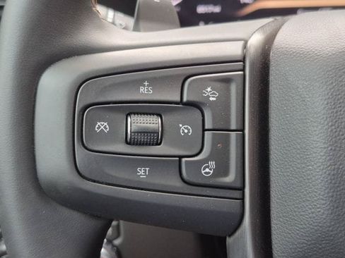Used 2026 GMC Sierra 1500 AT4 w/ Technology Package AWD/4WD image 12
