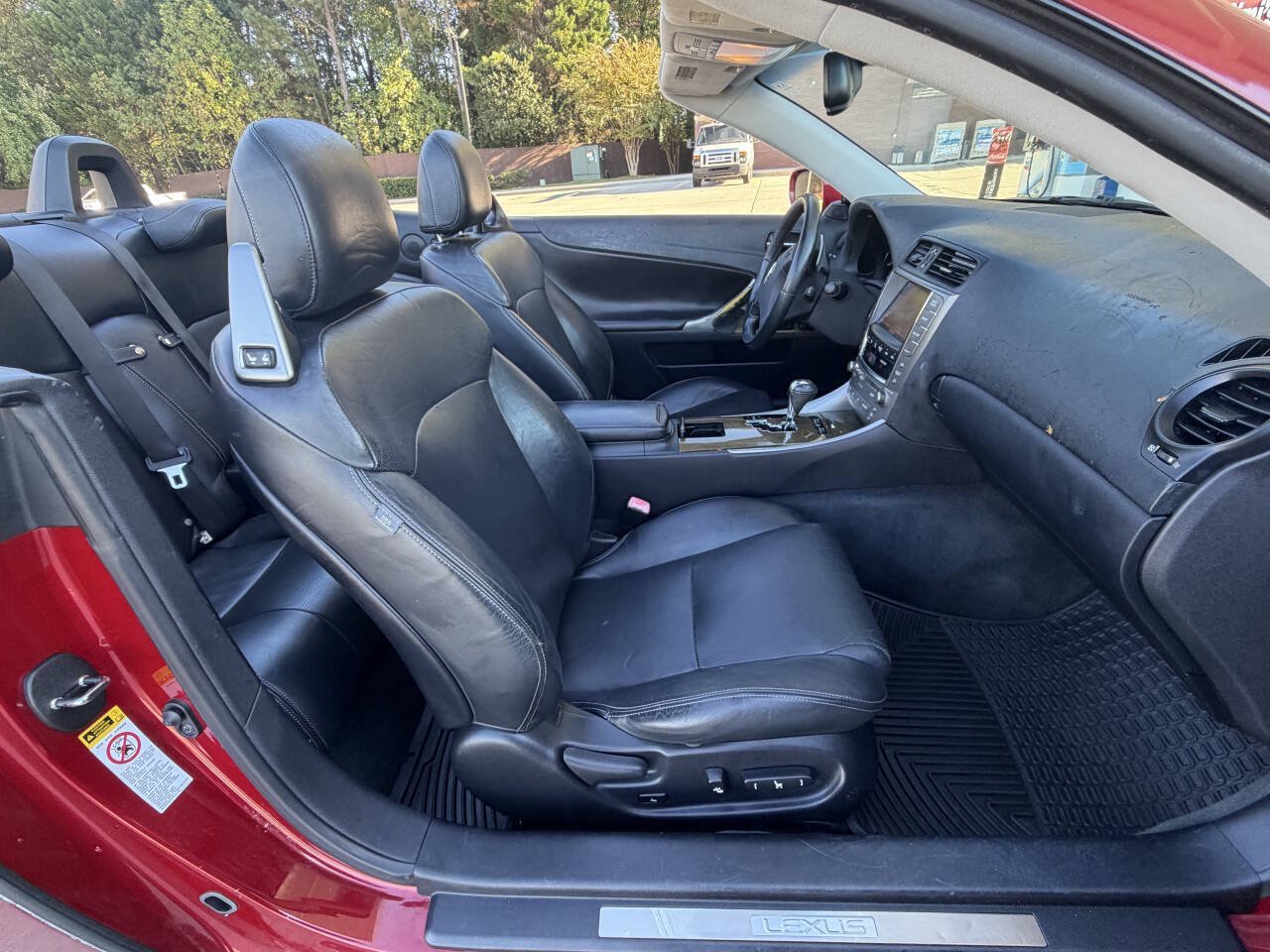 Used 2010 Lexus IS 250C w/ Luxury Pkg RWD image 7