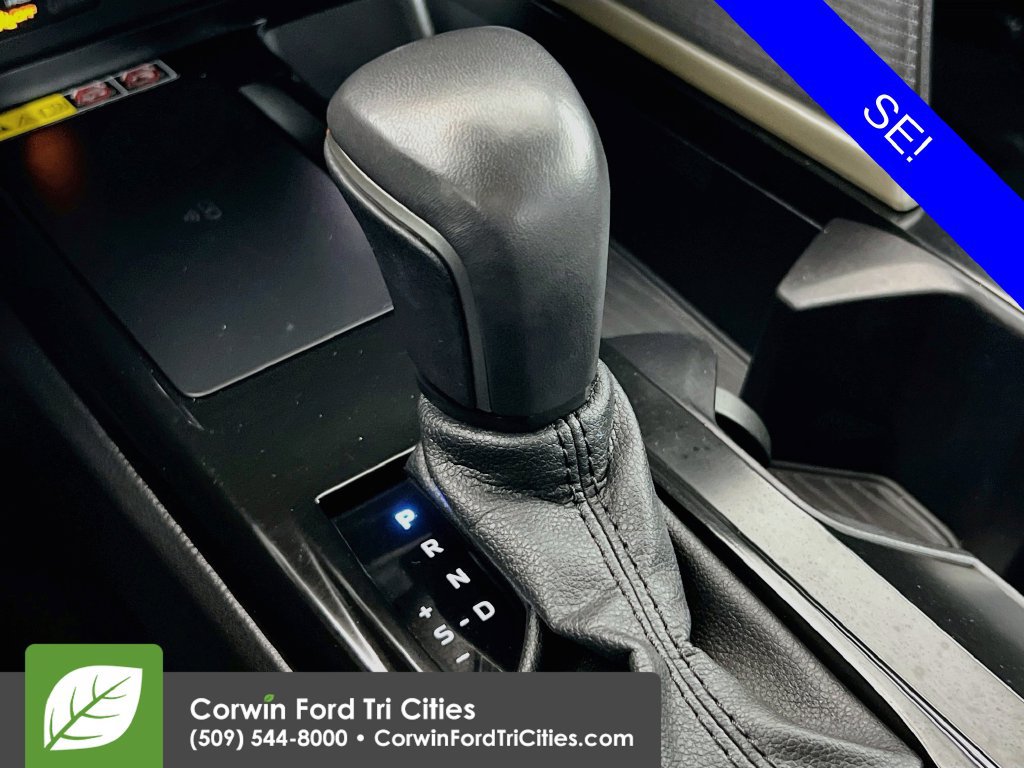 Used 2025 Toyota Camry SE w/ Convenience Package AWD/4WD image 9