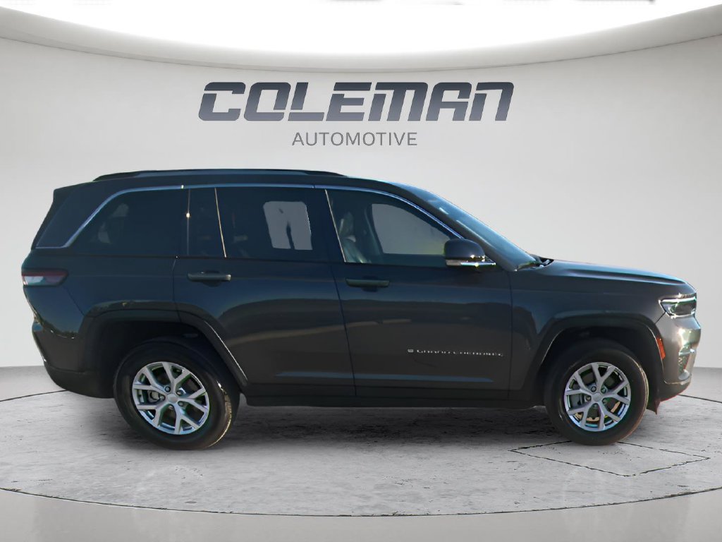Used 2023 Jeep Grand Cherokee Limited AWD/4WD image 28