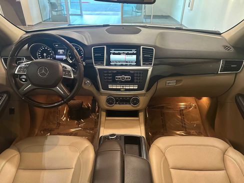Used 2015 Mercedes-Benz ML 350 4MATIC image 10