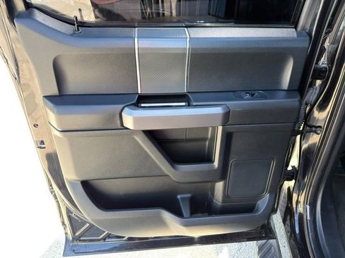 Used 2019 Ford F150 XLT w/ Equipment Group 302A Luxury RWD image 16