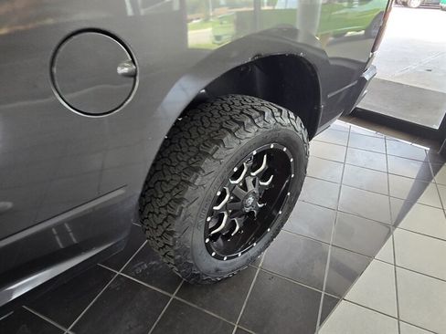 Used 2014 RAM 1500 Express AWD/4WD image 29