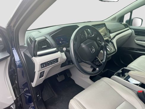 Used 2022 Honda Odyssey Touring image 9