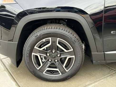 New 2026 Jeep Cherokee Limited AWD/4WD image 2