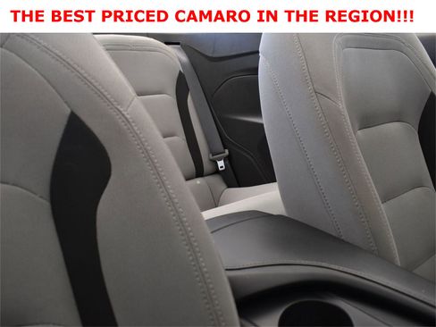 Used 2022 Chevrolet Camaro LT w/ Technology Package image 22