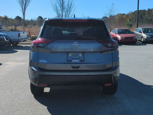 Certified 2024 Nissan Rogue SV image 5