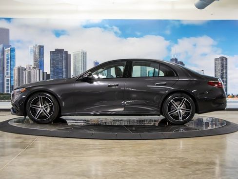 Used 2026 Mercedes-Benz E 350 4MATIC Sedan image 6