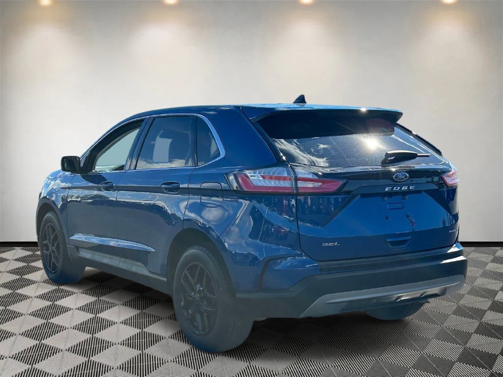 Certified 2024 Ford Edge SEL w/ Convenience Package AWD/4WD image 5