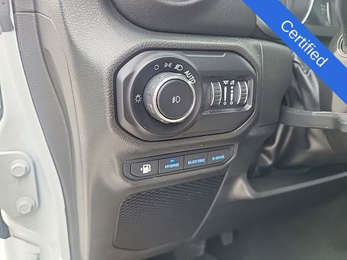 Certified 2022 Jeep Wrangler Unlimited Sahara w/ Cold Weather Group AWD/4WD image 8