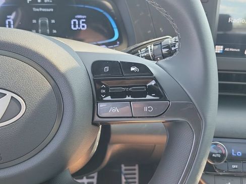 New 2026 Hyundai Elantra SEL Sport FWD image 8