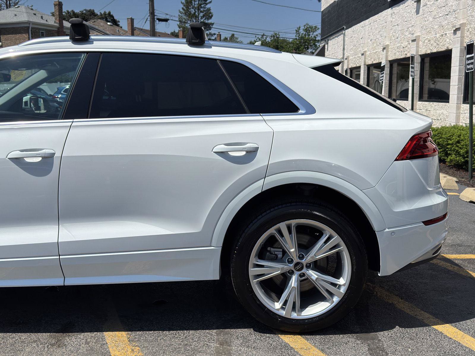Used 2023 Audi Q8 Premium w/ Convenience Package AWD/4WD image 7